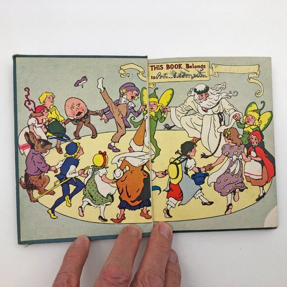 Peter Rabbit's Easter Wee Books for Wee Folks Linda Stevens Almond Illustrated - Picture 5 of 11